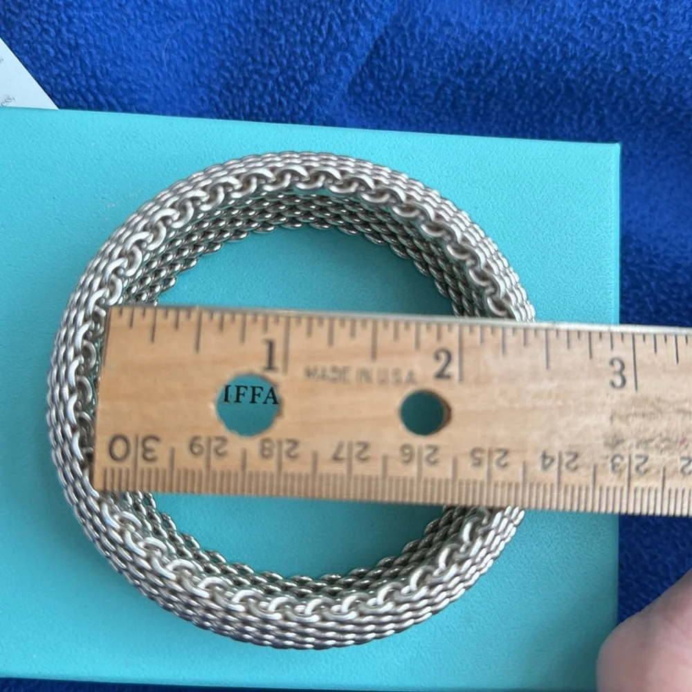 Authentic Tiffany Somerset Sterling silver bracelet bangle with pouch & box - Picture 7 of 15